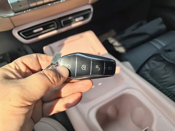 Фото 9 - BYD Seagull