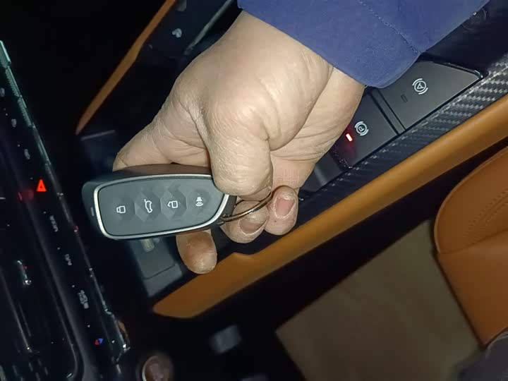 Фото 9 - Haval Raptor Hybrid