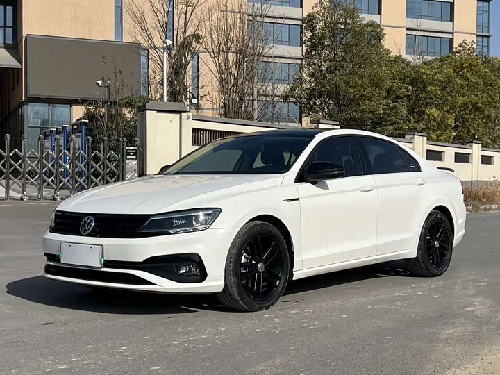 Фото 1 - Volkswagen Lamando L