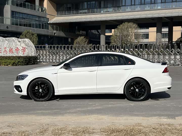 Фото 5 - Volkswagen Lamando L