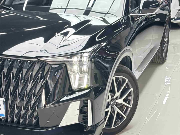 Фото 2 - GAC Trumpchi GS8