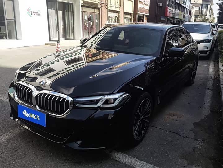 Фото 1 - BMW 5 Series