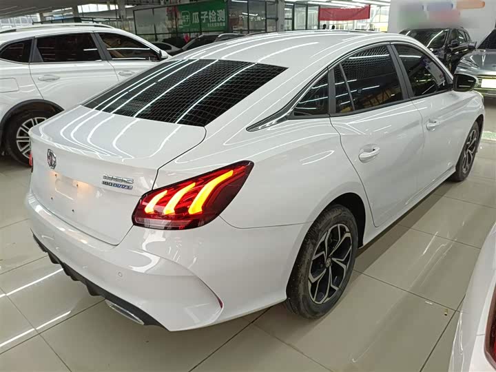 Фото 7 - MG Motor 5