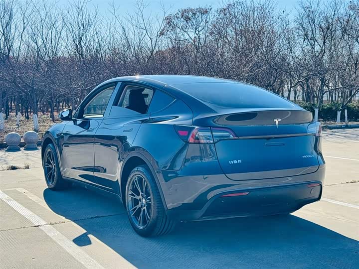Фото 5 - Tesla Model Y