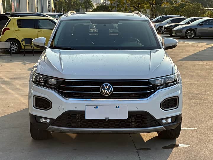 Фото 3 - Volkswagen T-Roc