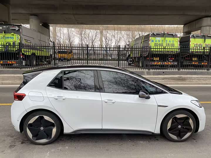 Фото 4 - Volkswagen ID.3