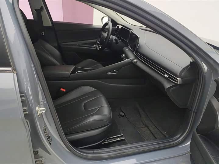 Фото 8 - Hyundai Elantra N line