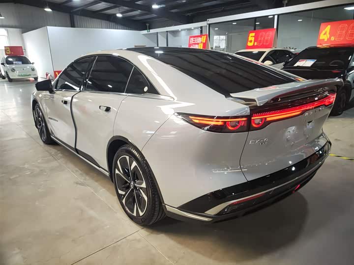 Фото 5 - Mazda EZ-6