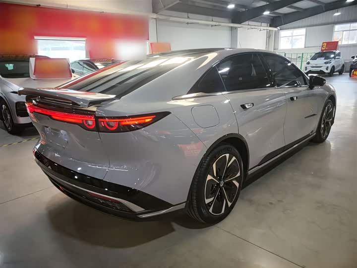 Фото 7 - Mazda EZ-6