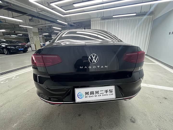 Фото 5 - Volkswagen Magotan