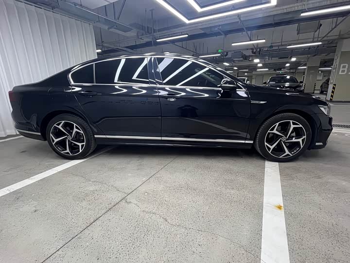 Фото 6 - Volkswagen Magotan