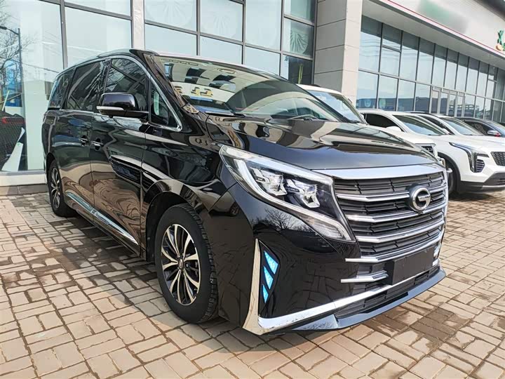 Фото 4 - GAC Trumpchi M8