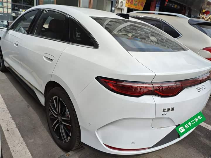 Фото 5 - BYD Qin L