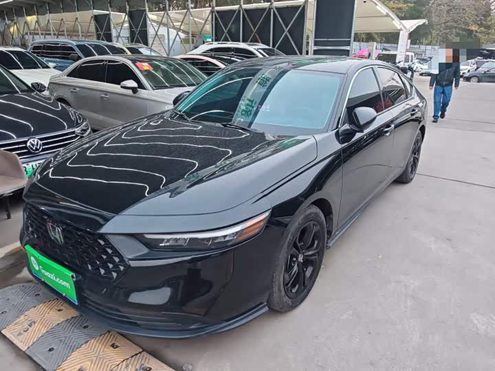 Фото 2 - Honda Accord