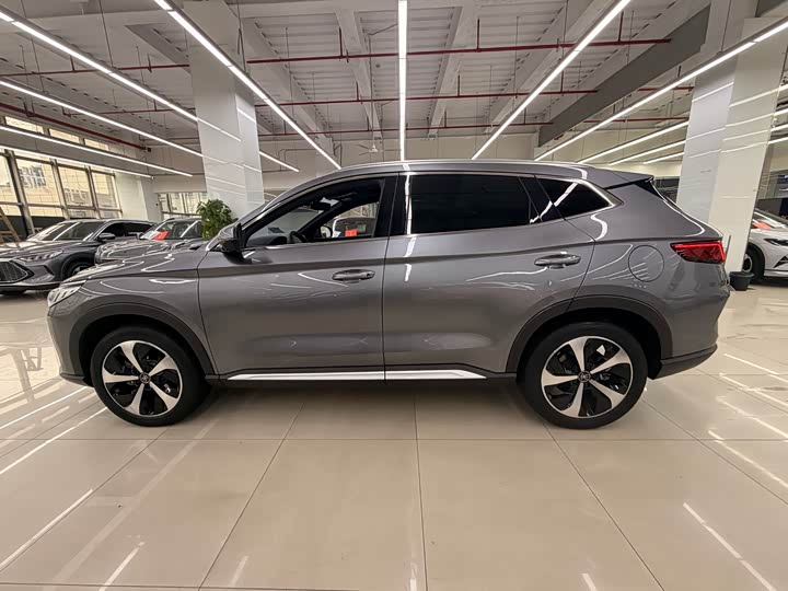 Фото 4 - BYD Song Plus Hybrid/EV