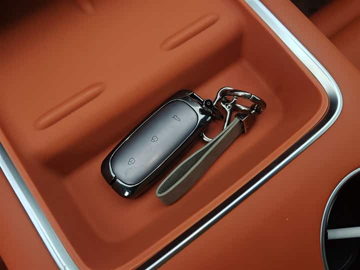 Фото 9 - LiXiang L9