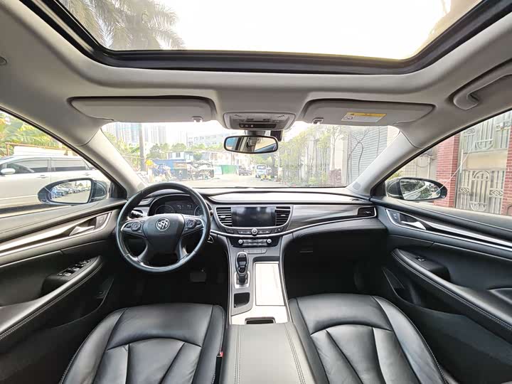 Фото 5 - Buick LaCrosse