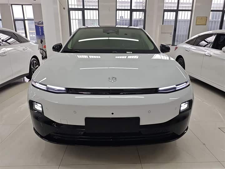 Фото 3 - Leapmotor B01