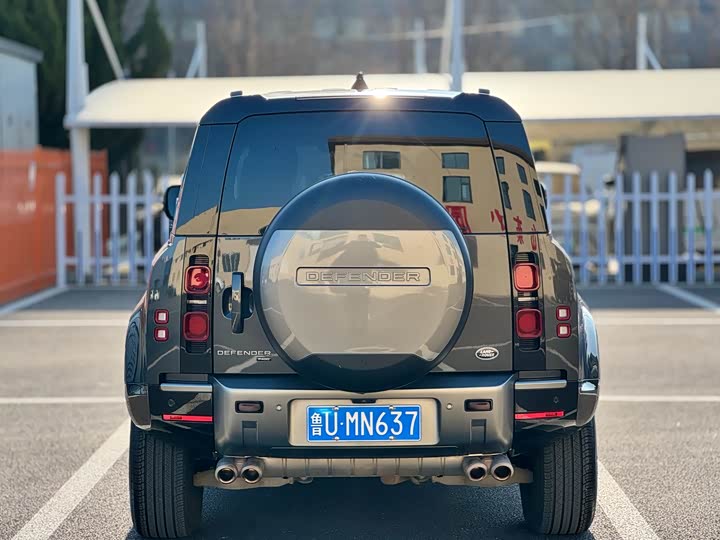 Фото 5 - Land Rover Defender