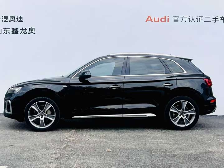 Фото 3 - Audi Q5L