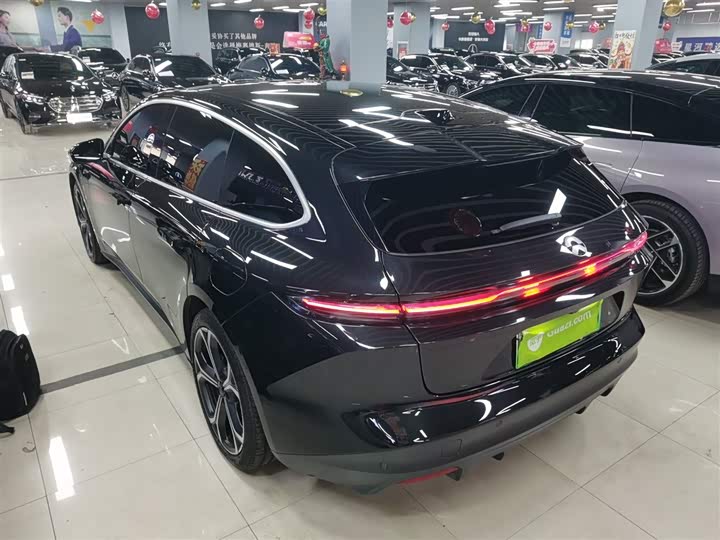 Фото 5 - Nio ET5T