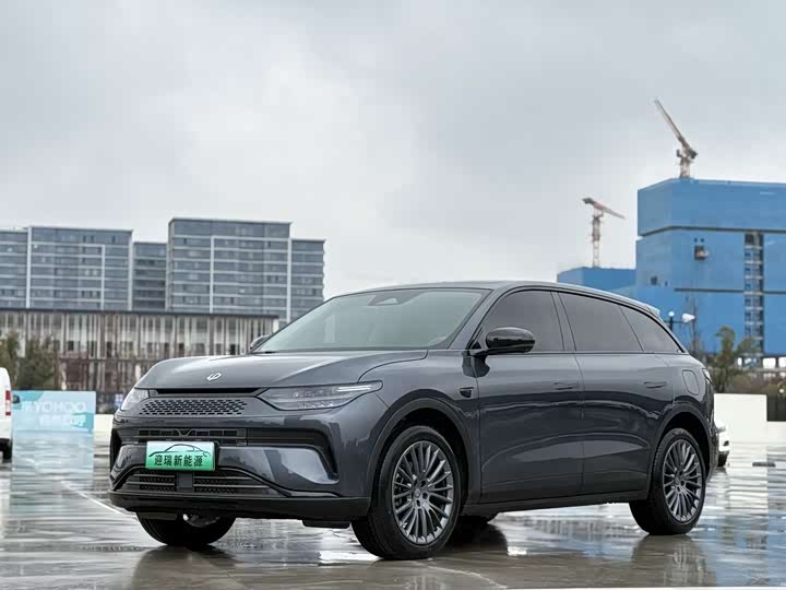 Фото 1 - Leapmotor C11