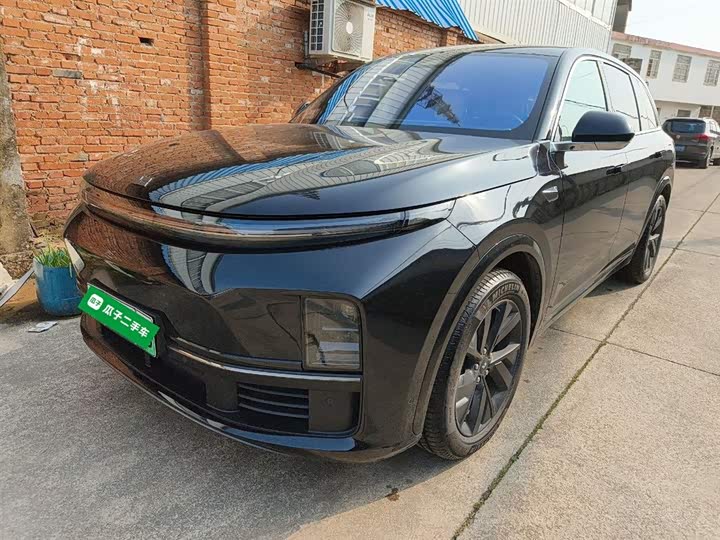 Фото 1 - LiXiang L7