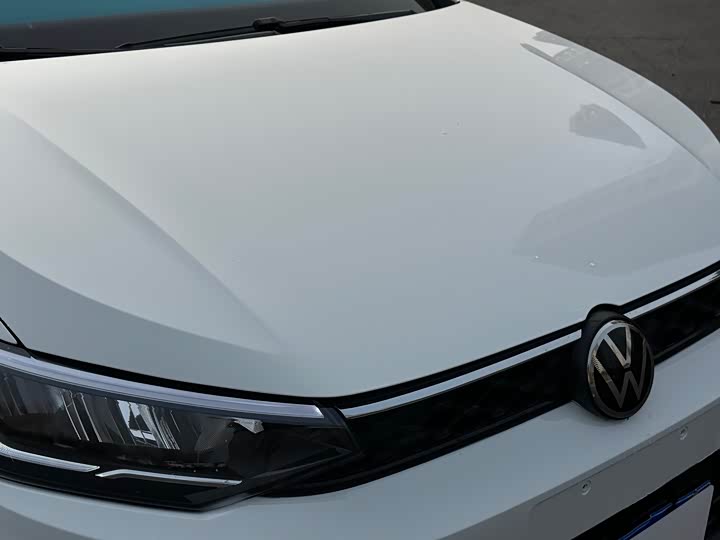 Фото 4 - Volkswagen Lavida