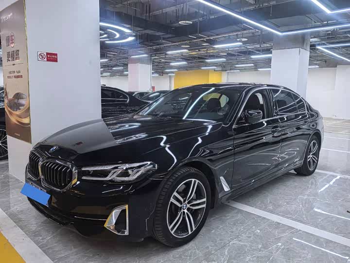 Фото 1 - BMW 5 Series