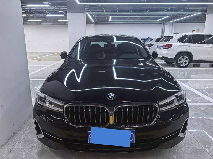 Фото 2 - BMW 5 Series