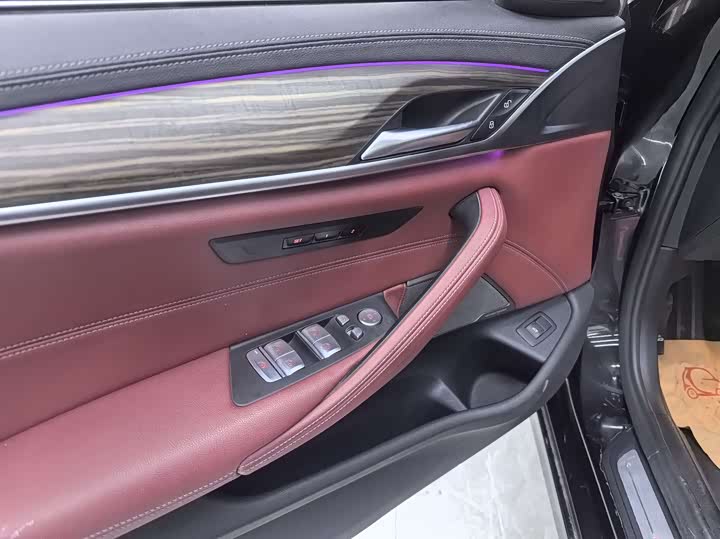 Фото 7 - BMW 5 Series