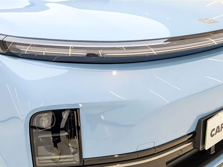 Фото 8 - LiXiang L8