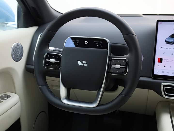 Фото 9 - LiXiang L8