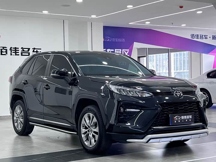 Фото 3 - Toyota Wildlander