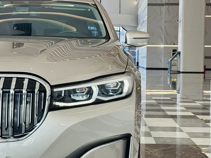 Фото 7 - BMW 7 Series