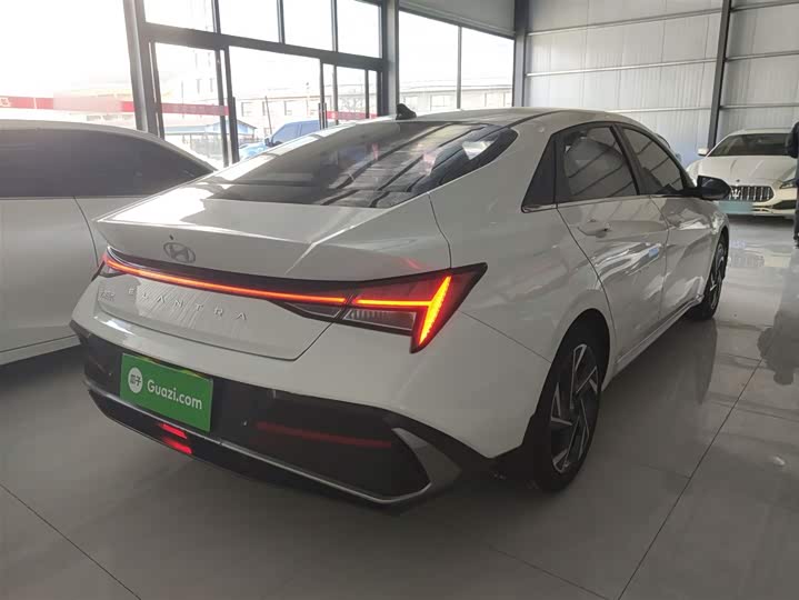 Фото 7 - Hyundai Elantra N line