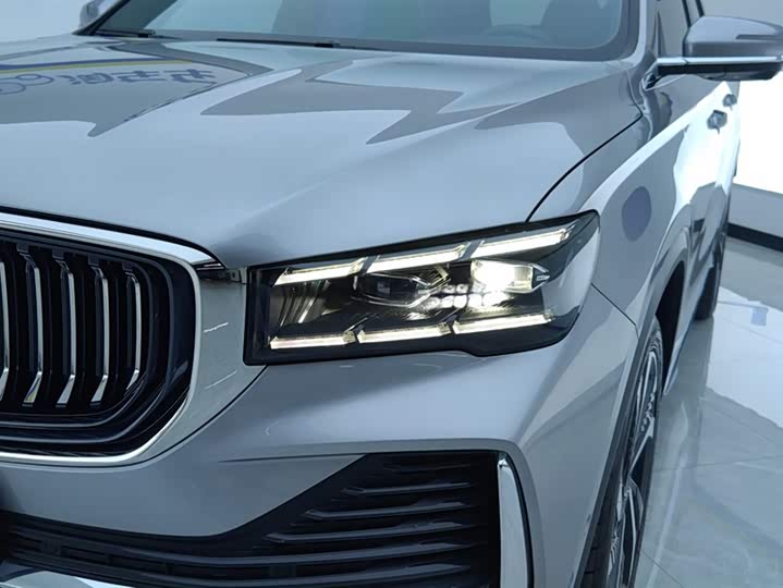 Фото 5 - Geely Monjaro