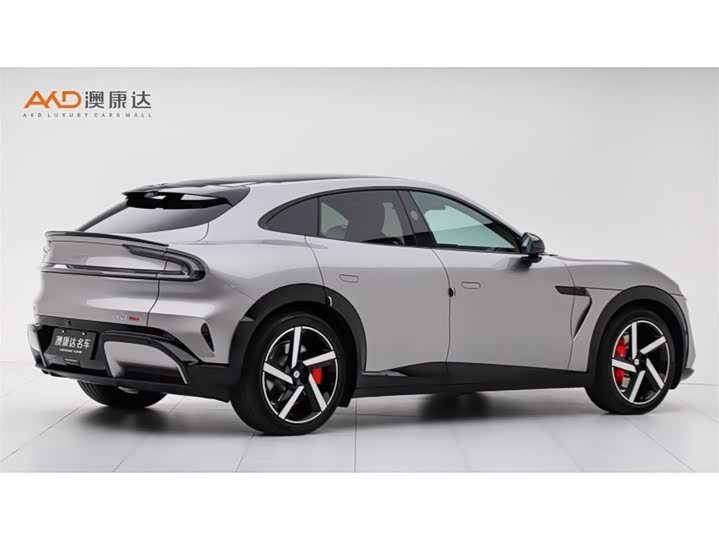 Фото 3 - Xiaomi YU7