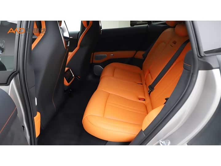 Фото 7 - Xiaomi YU7