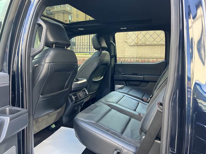 Фото 5 - Ford F-150 Raptor