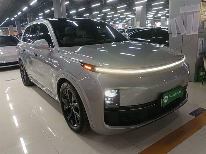 Фото 4 - LiXiang L8