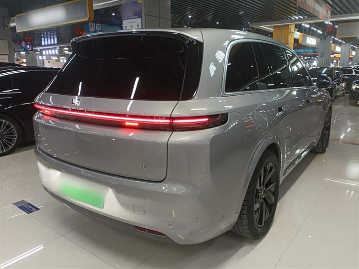 Фото 7 - LiXiang L8