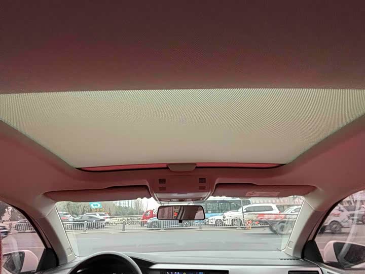 Фото 5 - Volkswagen Polo