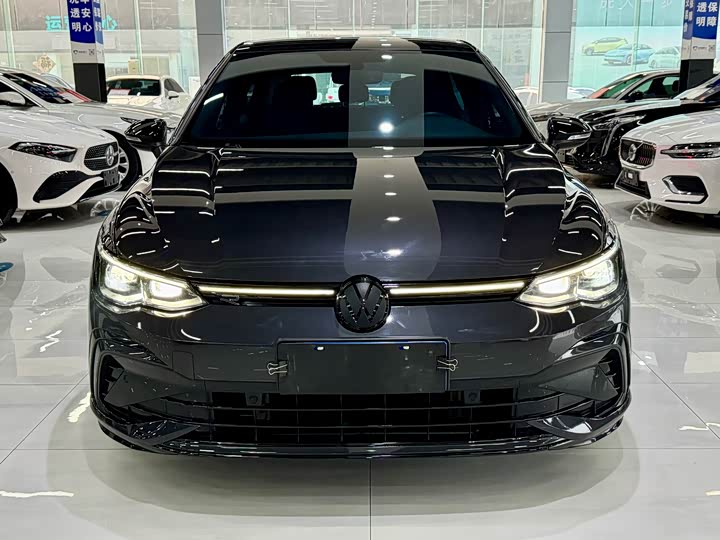 Фото 2 - Volkswagen Golf