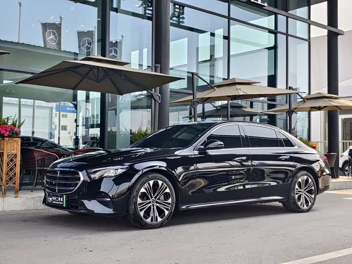 Photo 3 - Mercedes-Benz E-Class Hybrid