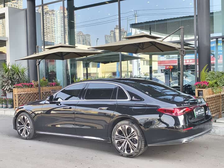 Photo 7 - Mercedes-Benz E-Class Hybrid