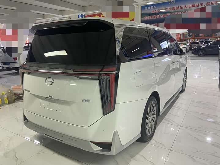 Фото 4 - GAC Trumpchi M8