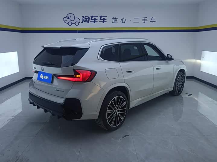 Фото 3 - BMW X1