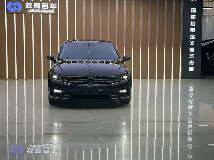 Фото 2 - Volkswagen Magotan