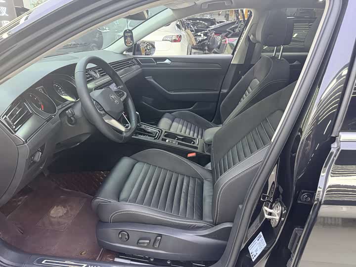 Фото 6 - Volkswagen Magotan